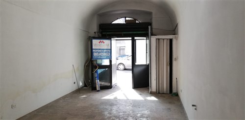 Locale Commerciale nei Pressi di Porta Barsento